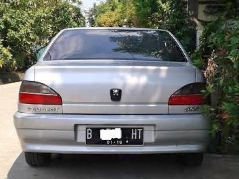2003 Peugeot 306