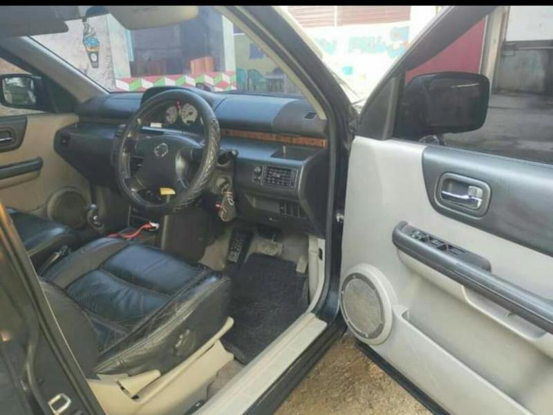 2005 Nissan X-Trail