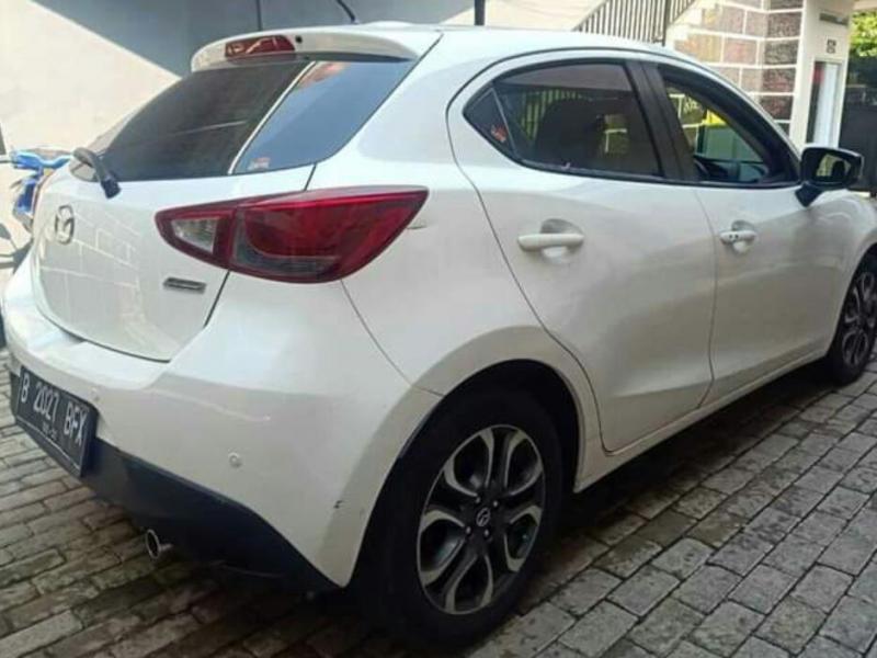2015 Mazda 2