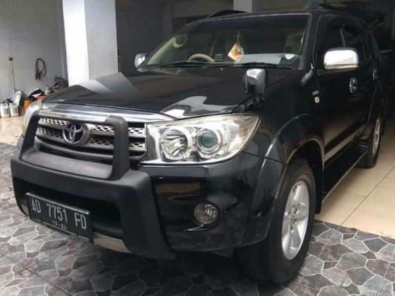 2009 Toyota Fortuner