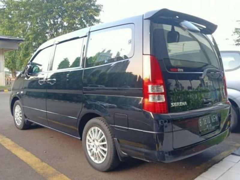 2010 Nissan Serena