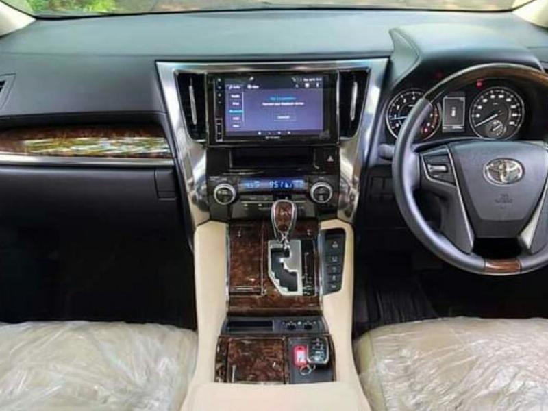 2018 Toyota Alphard