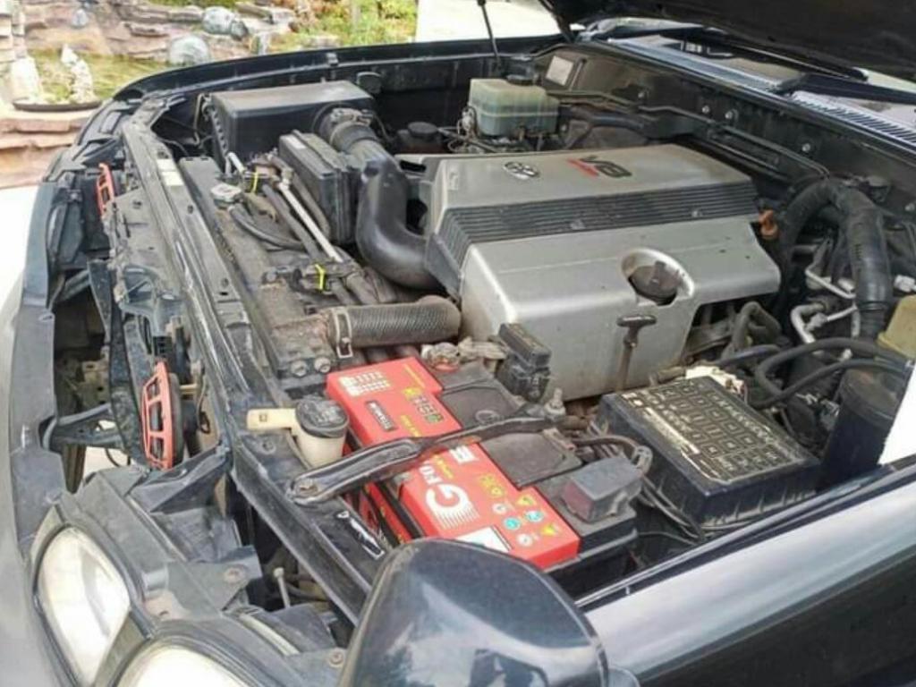 Toyota Land Cruiser V8 2001