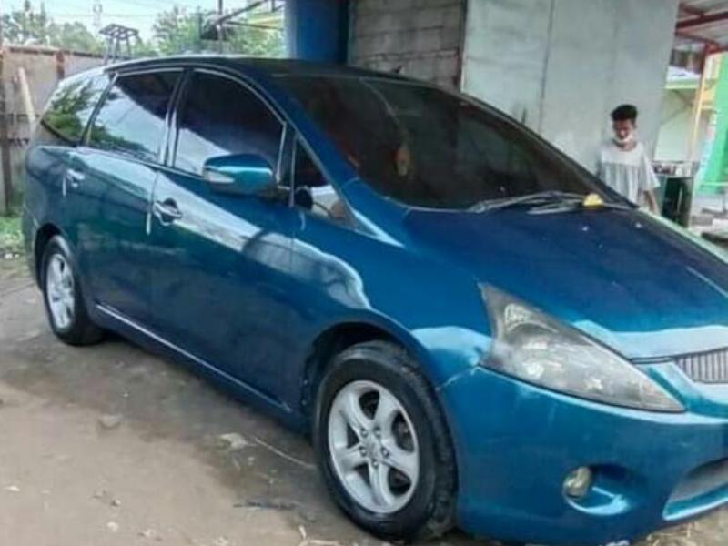 2005 Mitsubishi Grandis