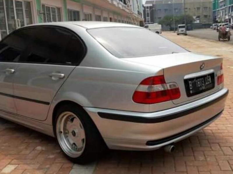2001 BMW 3-Series