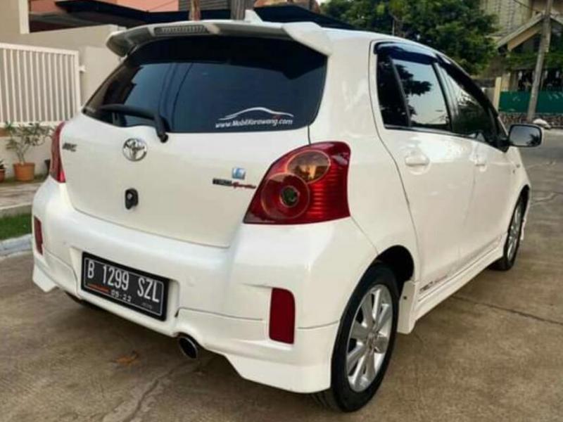 2012 Toyota Yaris