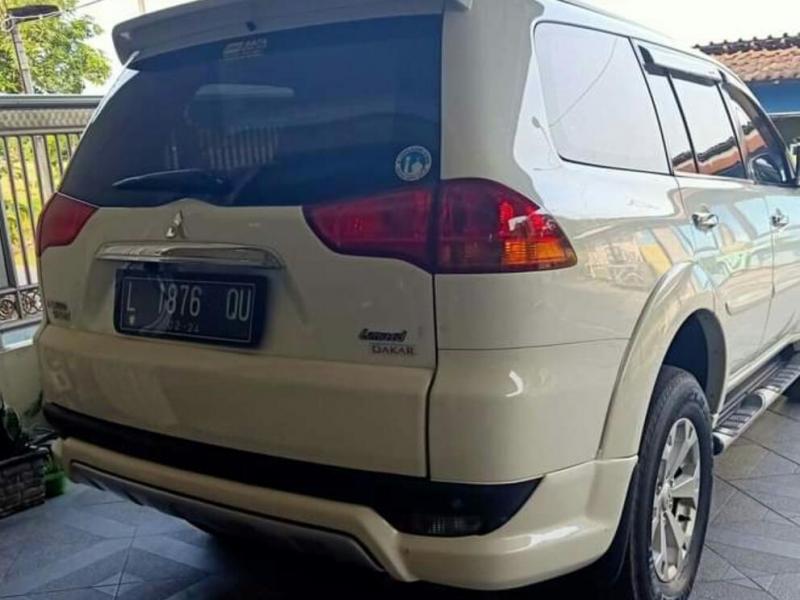 2013 Mitsubishi Pajero