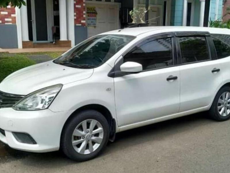 2013 Nissan Grand Livina