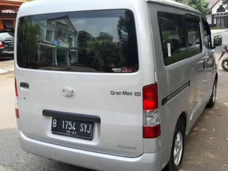 2013 Daihatsu Gran Max