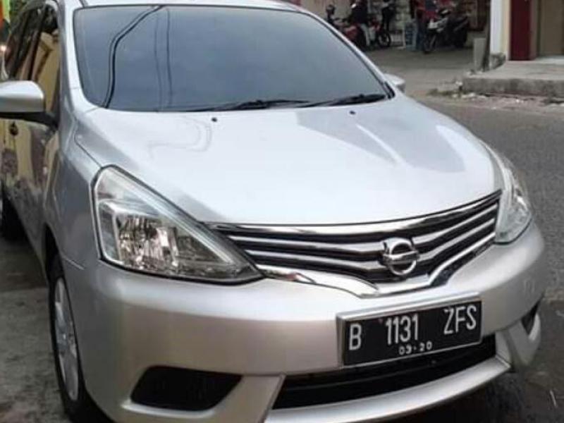 2014 Nissan Grand Livina