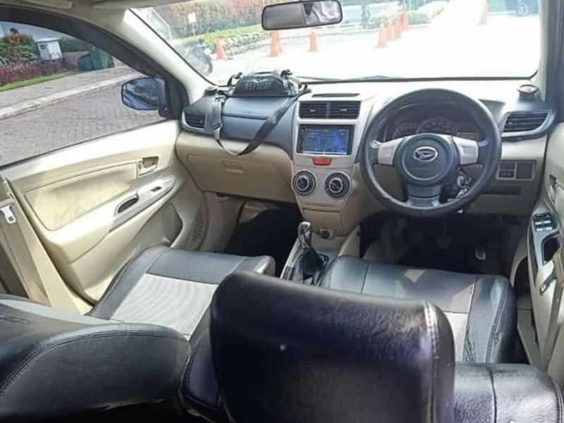2015 Daihatsu Xenia