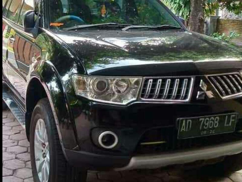 2011 Mitsubishi Pajero