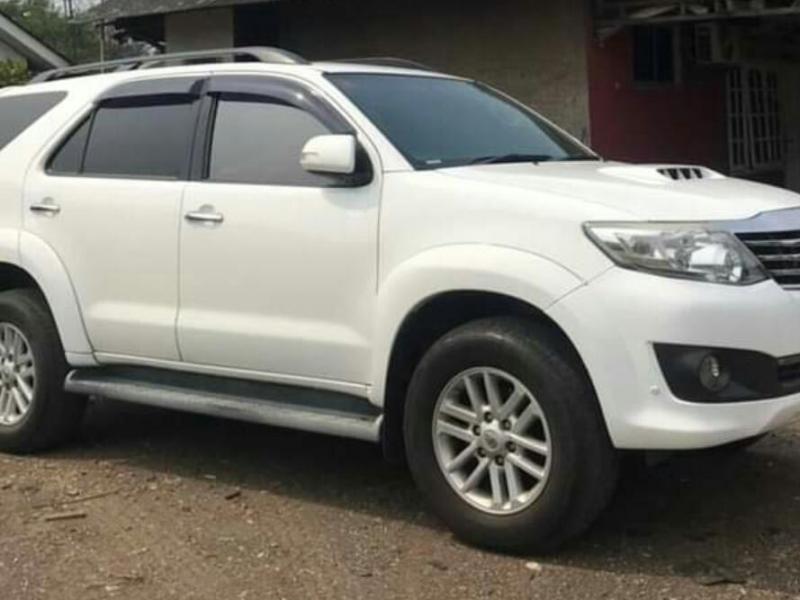 2013 Toyota Fortuner