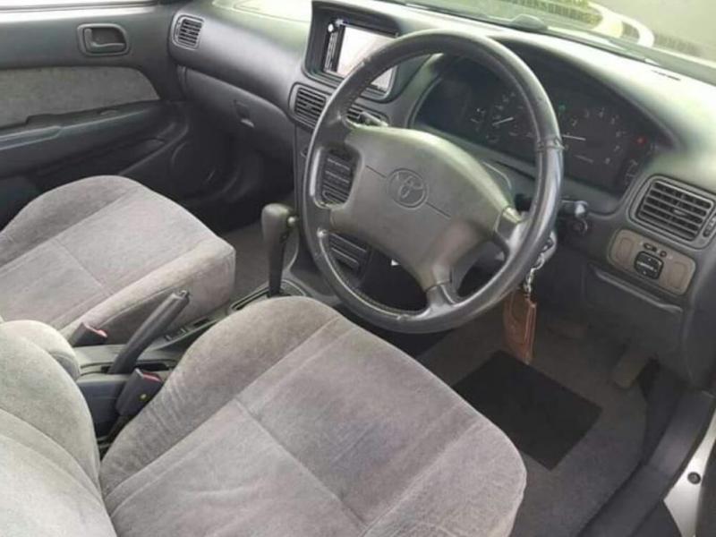 2000 Toyota Corolla