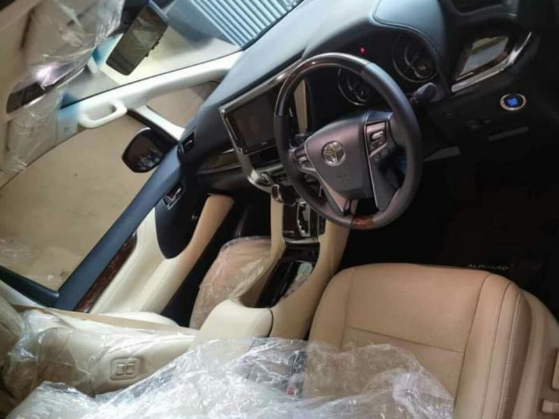 2020 Toyota Alphard