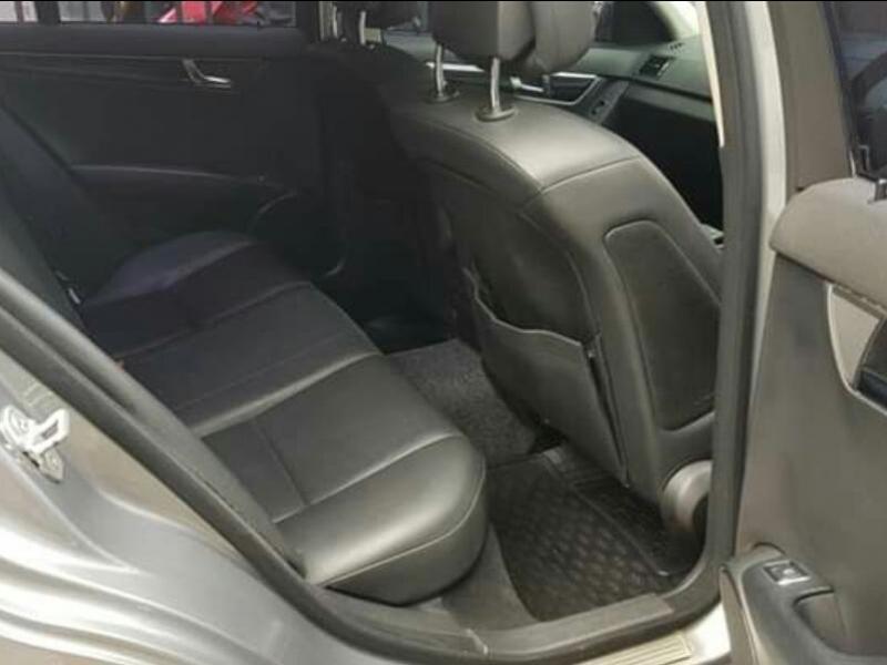 2010 Mercedes-Benz C200