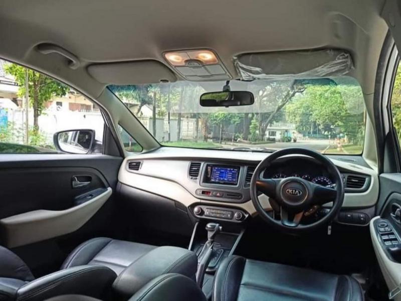 2013 Kia Carens