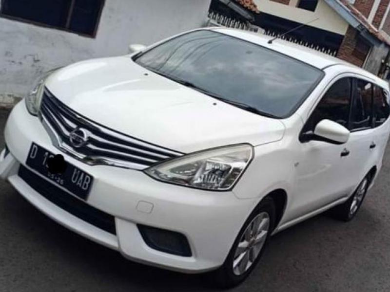 2016 Nissan Grand Livina