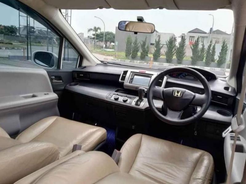 2010 Honda Freed