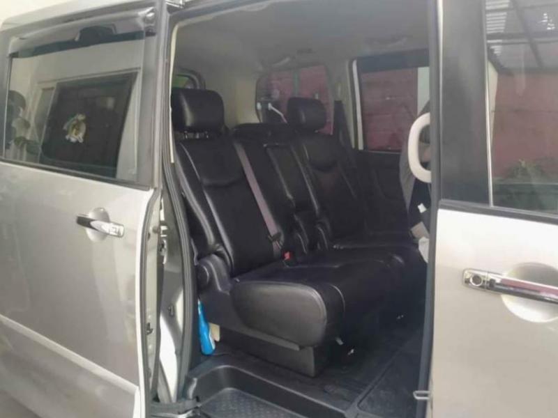 2013 Nissan Serena