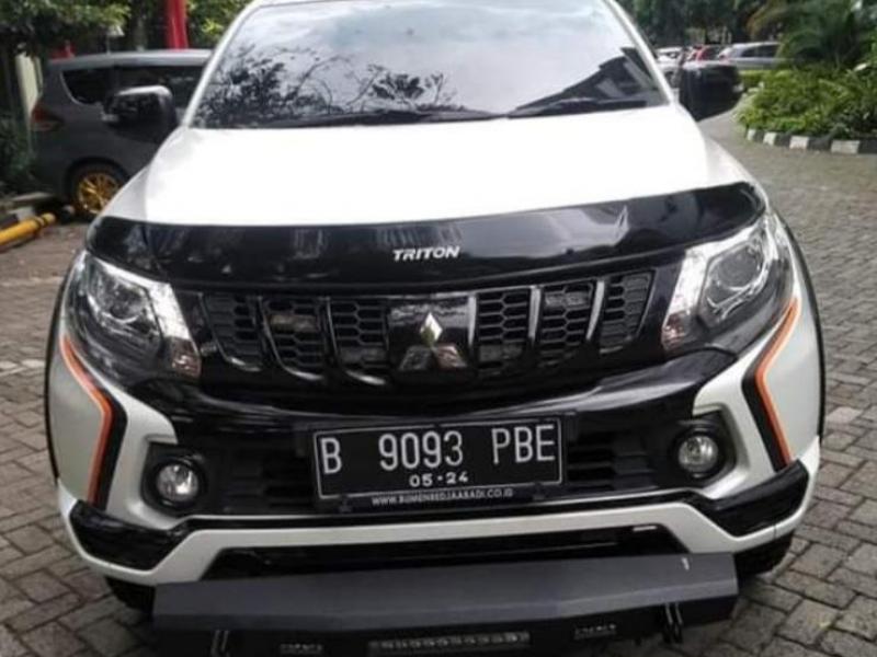 2019 Mitsubishi Pickup