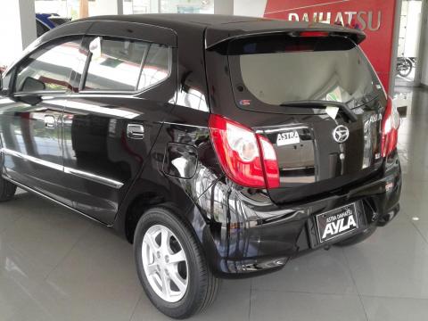 2017 Daihatsu Ayla