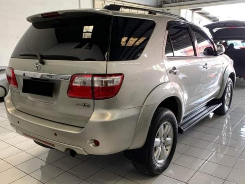 2009 Toyota Fortuner