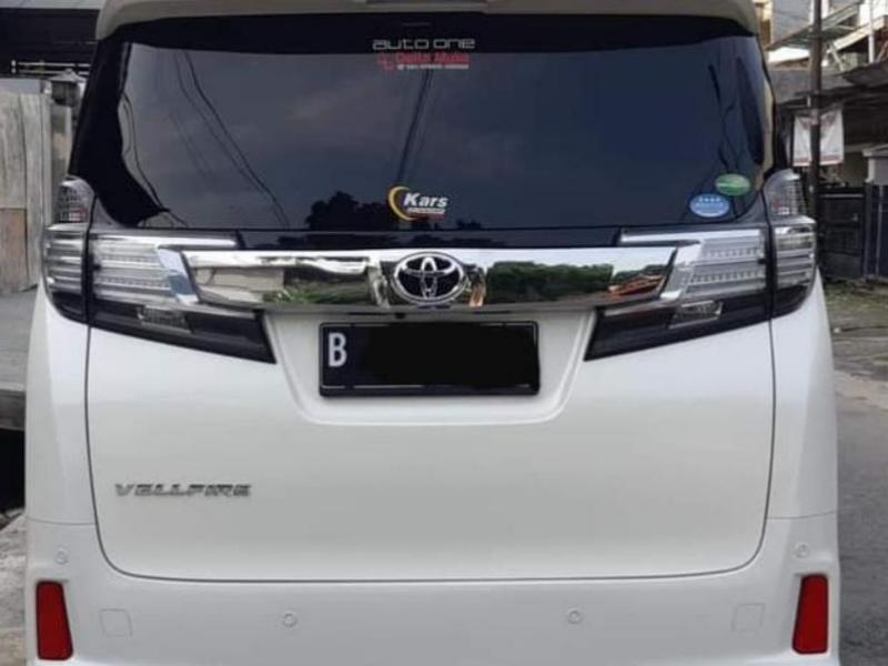 2015 Toyota Vellfire