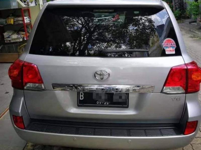 2012 Toyota Land Cruiser