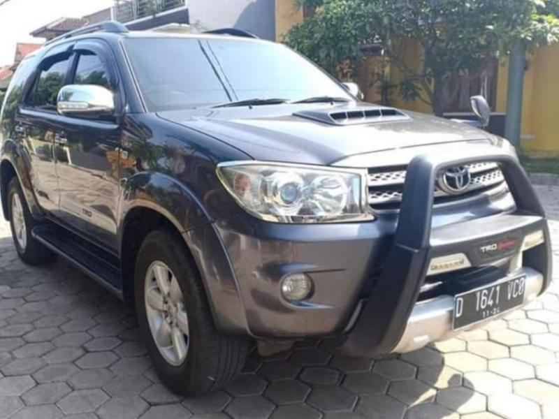 2009 Toyota Fortuner