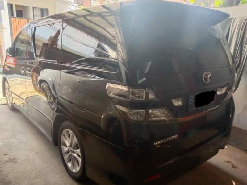 2010 Toyota Vellfire