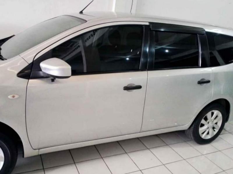 2014 Nissan Grand Livina