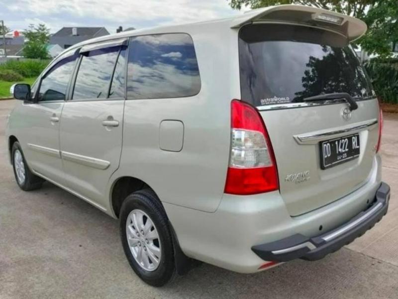 2012 Toyota Kijang Innova