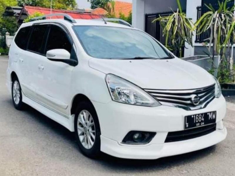 2014 Nissan Grand Livina