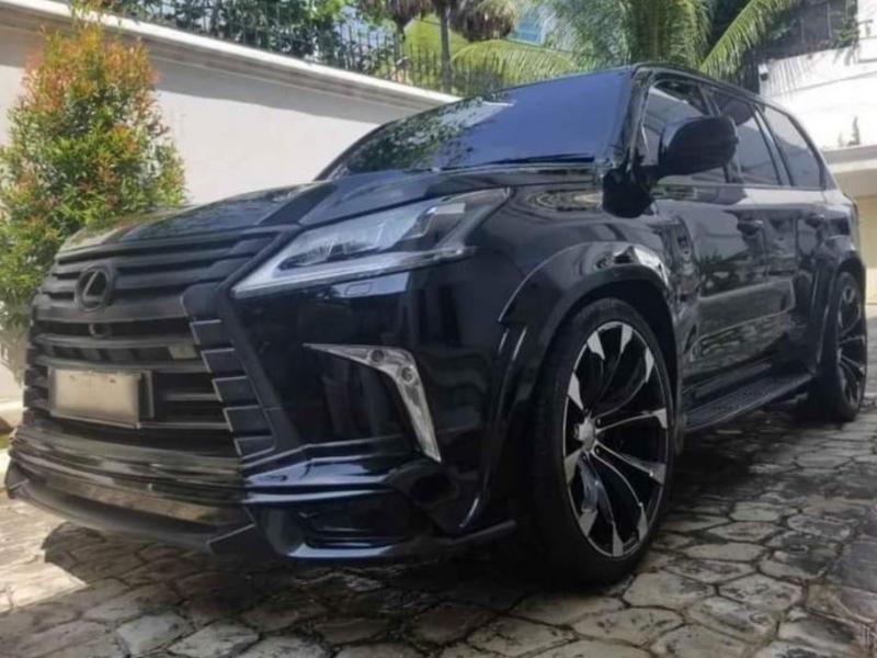 2017 Lexus LX 570