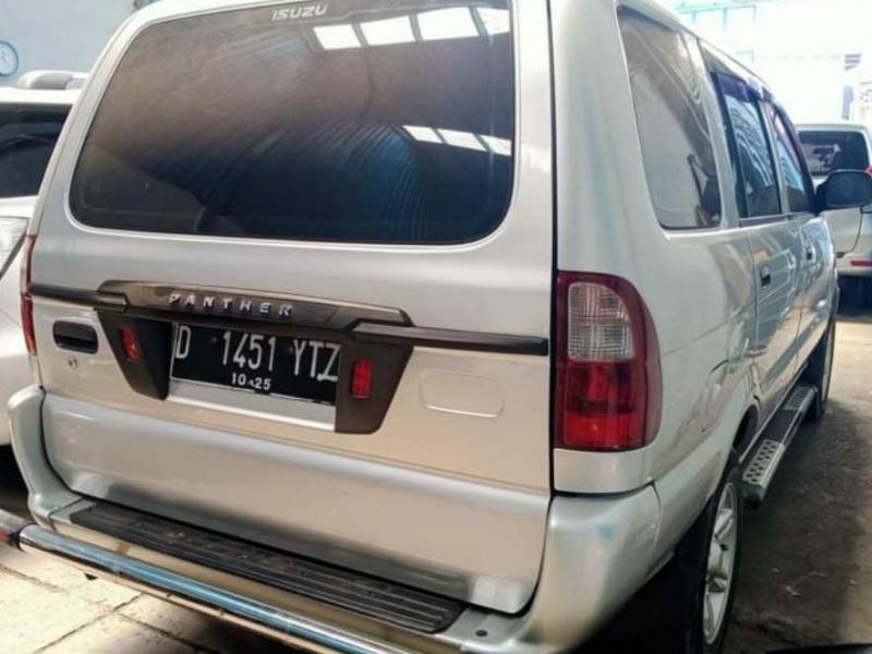 2010 Isuzu Panther