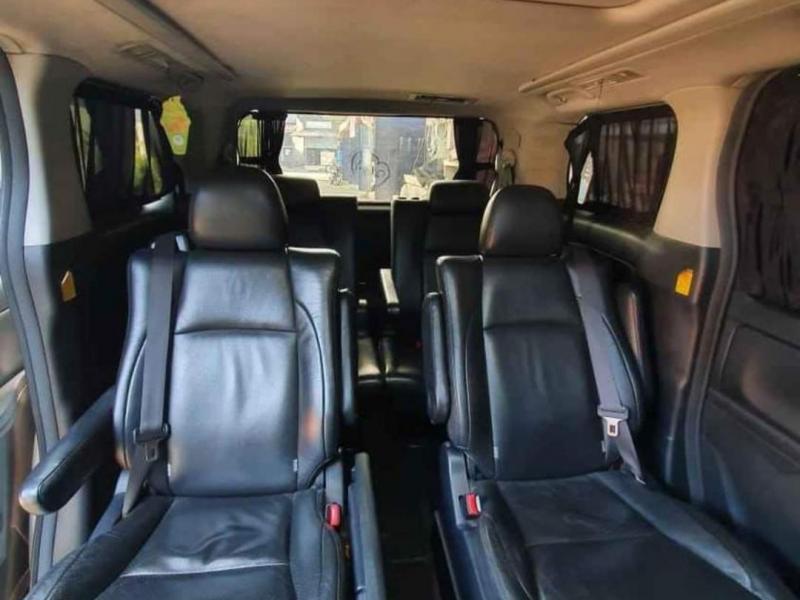 2011 Toyota Alphard