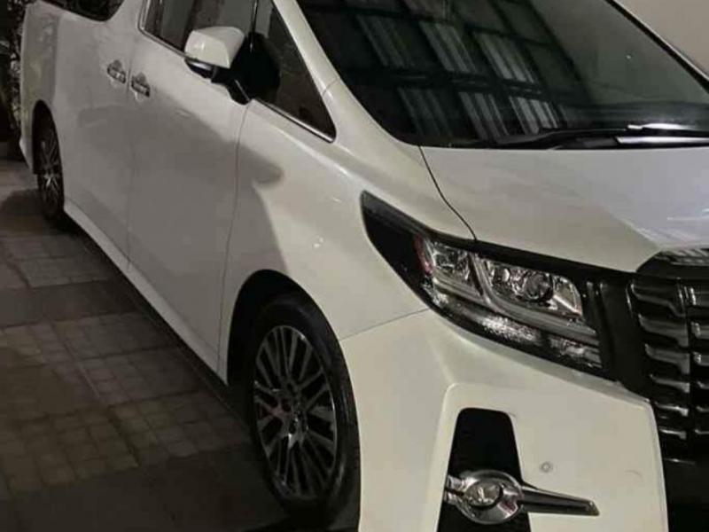 2017 Toyota Alphard