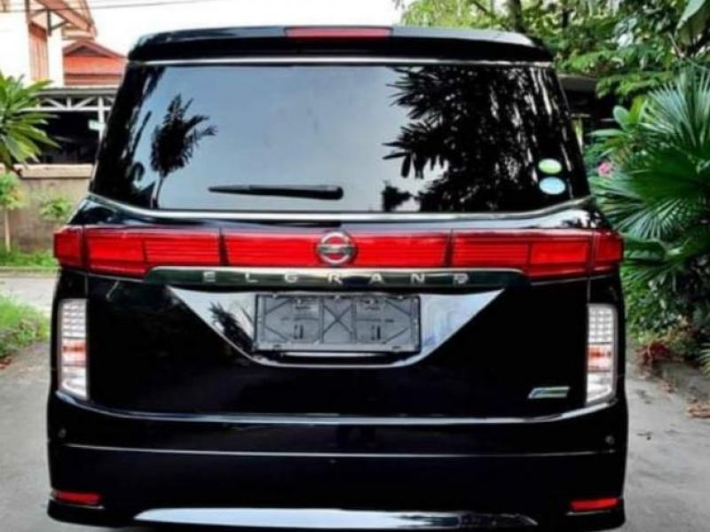 2011 Nissan Elgrand