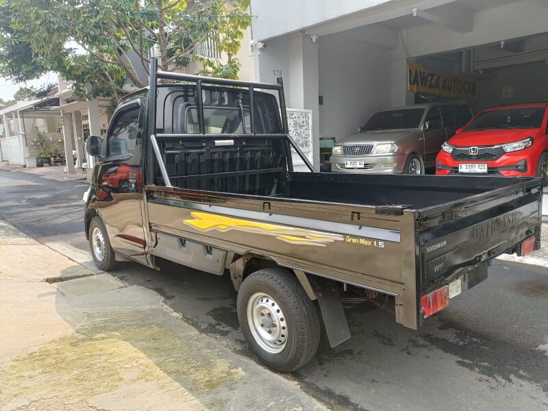 2021 Daihatsu Gran Max